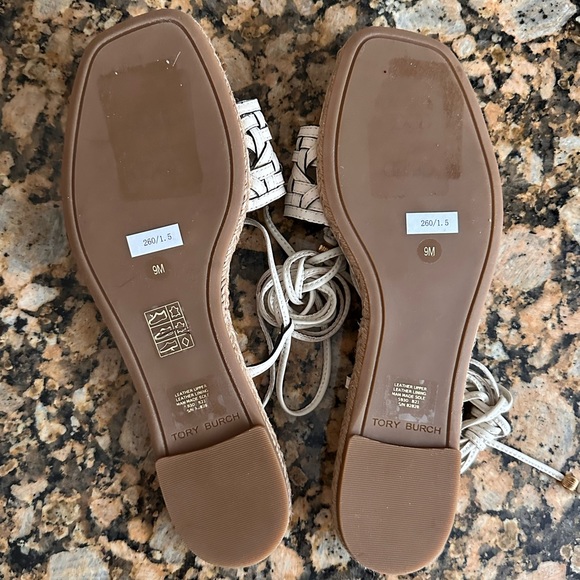 Tory Burch Basket Weave Espadrille Sandals White Cream - Picture 6 of 9